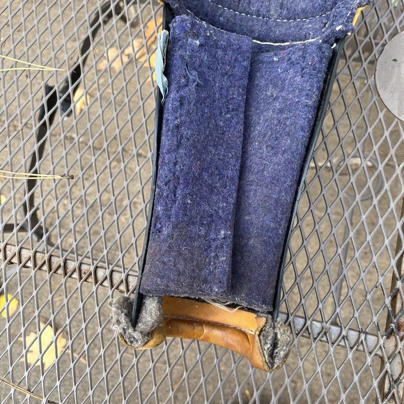 Vintage Cooper Black Diamond DG2 Leather Hockey Shin Pads Leg Guards - Picture 15 of 16